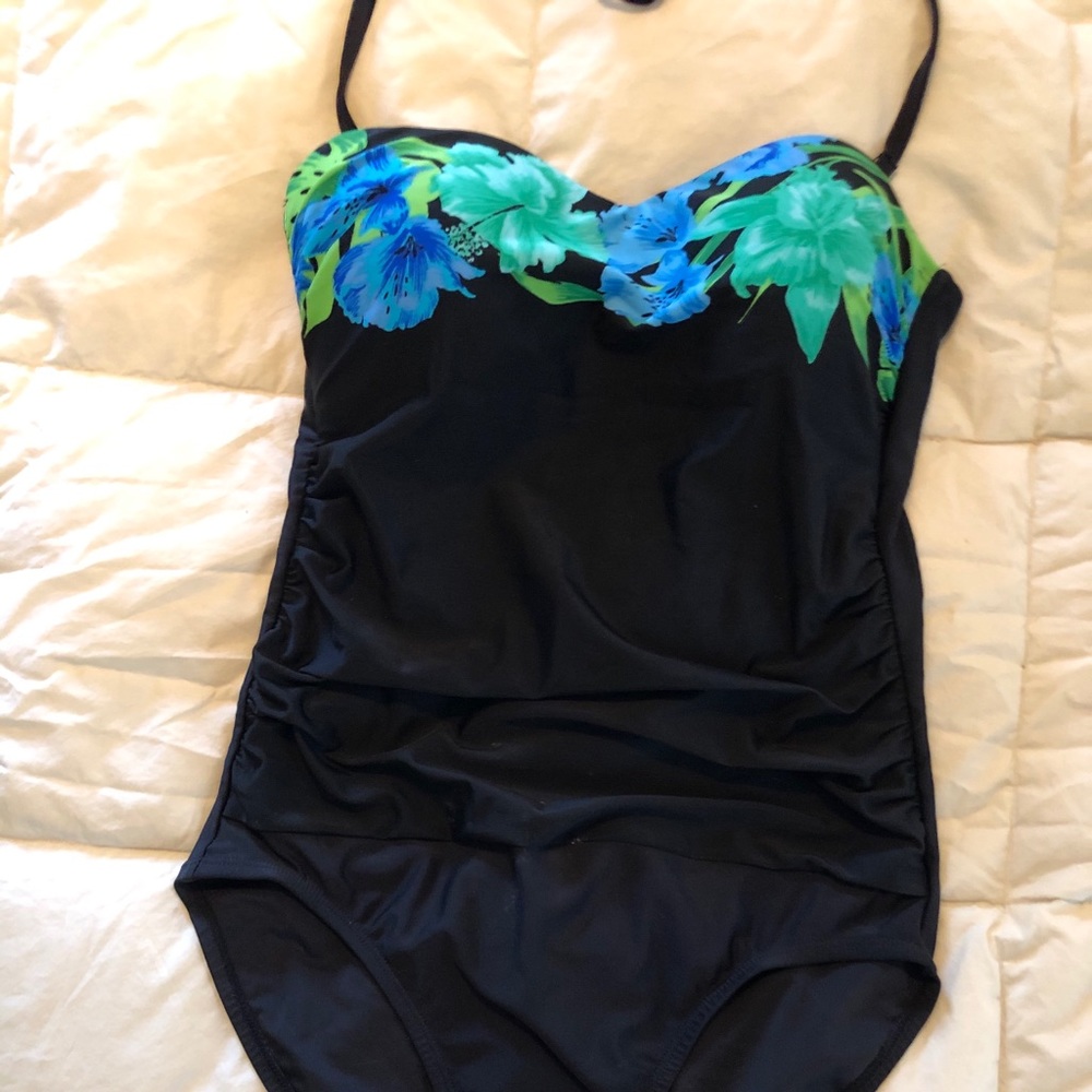 Merona swimsuit